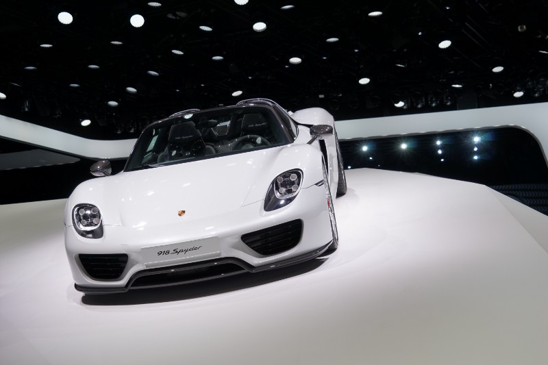 Porsche-918-Spyder-IAA-2015