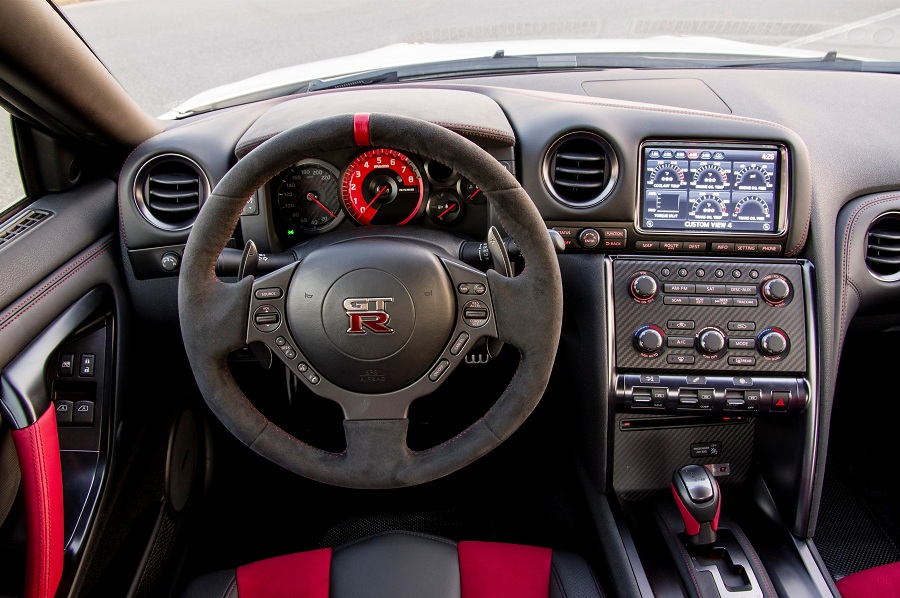 Nissan GT-R Cockpit